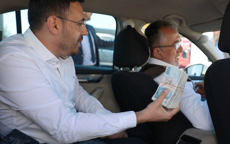 Mehmet Savran minik Yusuf için taksi kullandı Mehmet Savran minik Yusuf için taksi kullandı