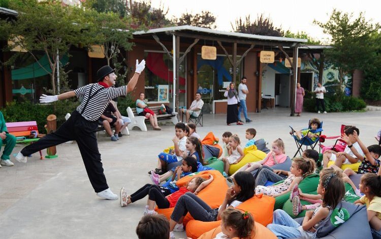 İstanbul Beylikdüzü’nde çocuklar ‘Yaşam Vadisi’nde eğlendi İstanbul Beylikdüzü’nde çocuklar ‘Yaşam Vadisi’nde eğlendi
