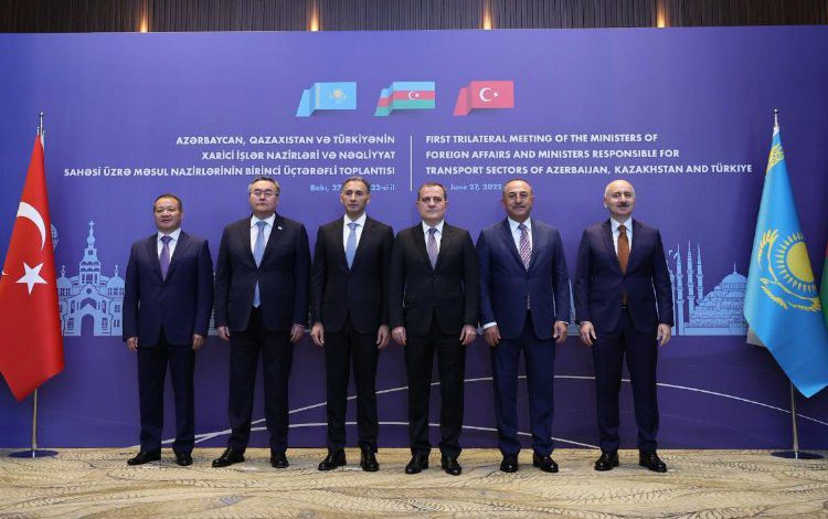 Bakan Karaismailoğlu: Bölgesel üs olmayı hedeflemekteyiz Bakan Karaismailoğlu: Bölgesel üs olmayı hedeflemekteyiz