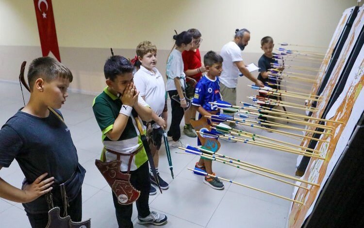 Sakarya’nın minik okçuları nefes kesti