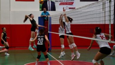 Manisa’nın Sultanları Karşıyaka’ya mağlup oldu