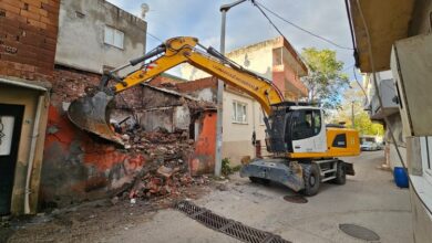 Bursa Osmangazi’de metruk binaya balyoz