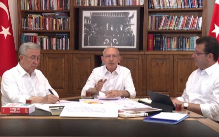 Kılıçdaroğlu, İmamoğlu ve Yavaş’ın görevlerini açıkladı Kılıçdaroğlu, İmamoğlu ve Yavaş’ın görevlerini açıkladı