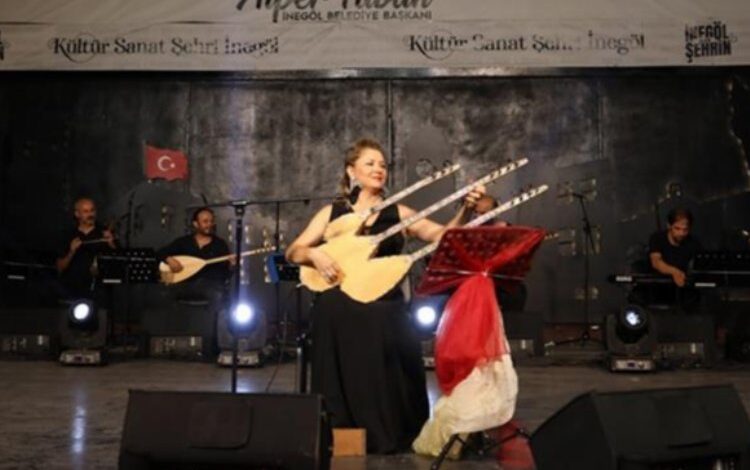 Bursa İnegöl’de ‘Yıldızların Altında’ etkinlikleri sürüyor Bursa İnegöl’de ‘Yıldızların Altında’ etkinlikleri sürüyor