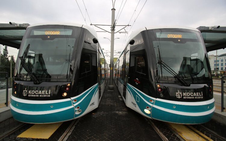 Kocaeli’nin yeni tramvayları için imzalar atıldı Kocaeli’nin yeni tramvayları için imzalar atıldı