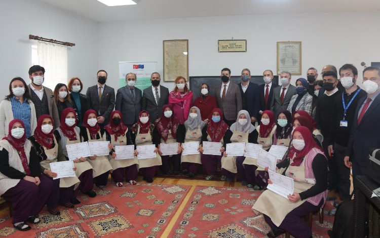 Bursa’da Yiğitali kadınları sertifikalandı
