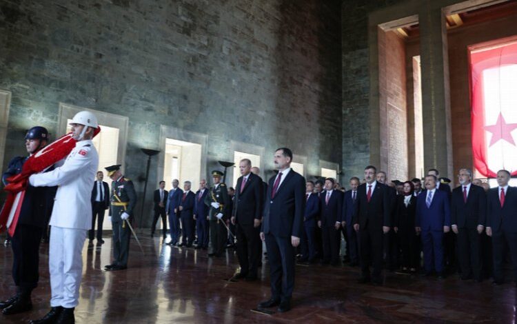 Anıtkabir’de Zafer Bayramı coşkusu