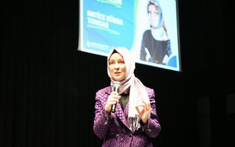 Tongar’dan anne ve babalara önemli tavsiyeler