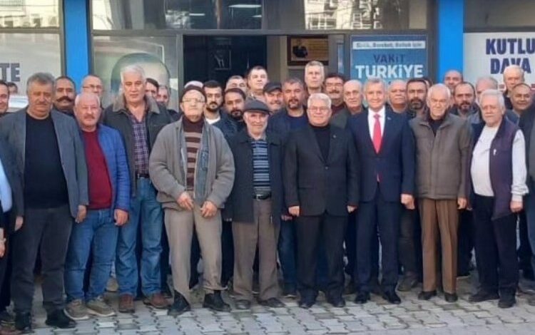 Cemal Akkılıç AK Parti’den Burhaniye’ye talip oldu