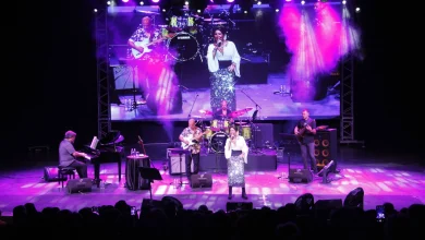 Bursa Festivali’nde “Nünü caz söyledi”