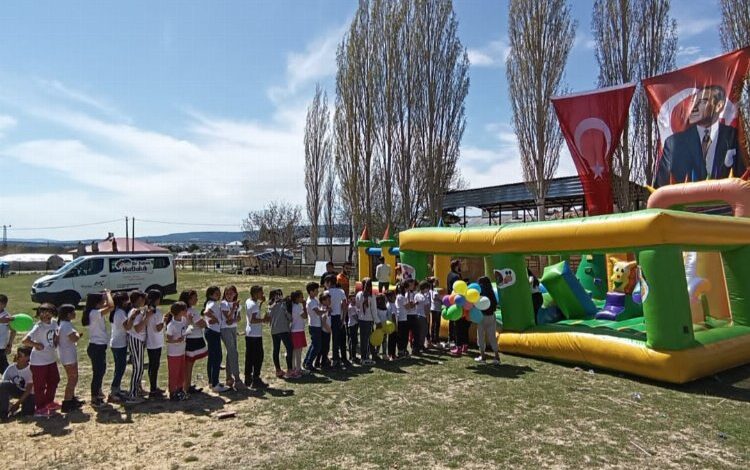 Bu sıra boşuna değil! Çocuklar çok mutlu