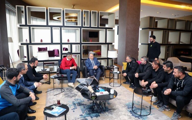 Mustafa Yalçın’dan Mondi Kayserispor’a ziyaret