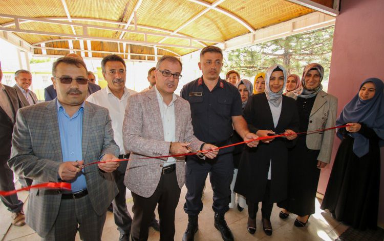 Kayseri Hacılar’da yılsonu sergisi Kayseri Hacılar’da yılsonu sergisi