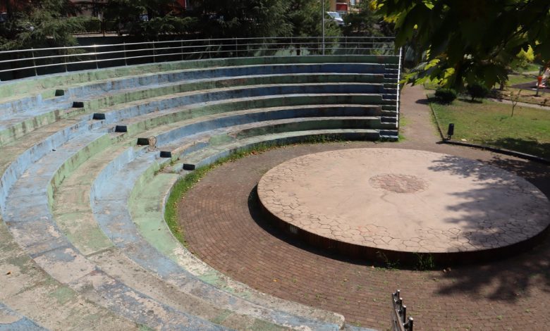 Kocaeli’nde Yuvam Akarca Demokrasi Parkı Amfi Tiyatrosu yenileniyor