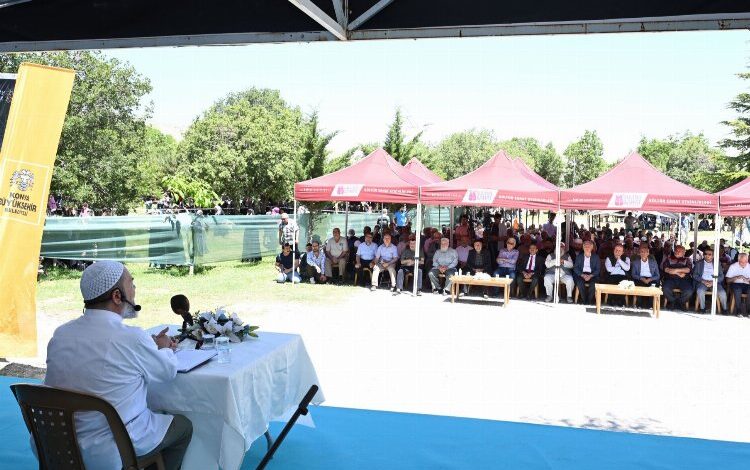 Ladikli Ahmet Hüdâî Konya’da anıldı Ladikli Ahmet Hüdâî Konya’da anıldı