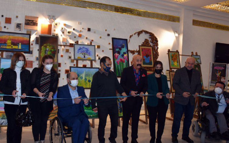 Bursa’da özel ressamlardan anlamlı sergi Bursa’da özel ressamlardan anlamlı sergi