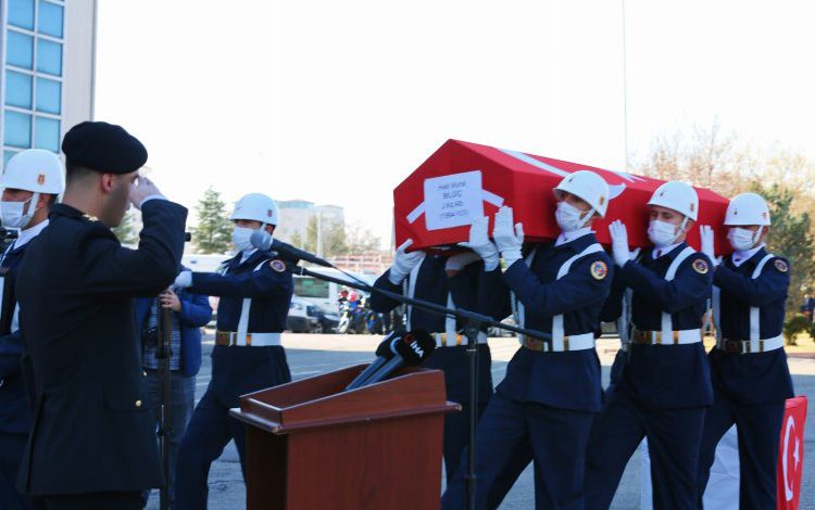 Aksaray’da Albay Bilgiç son yolculuğu için Bursa’ya uğurlandı