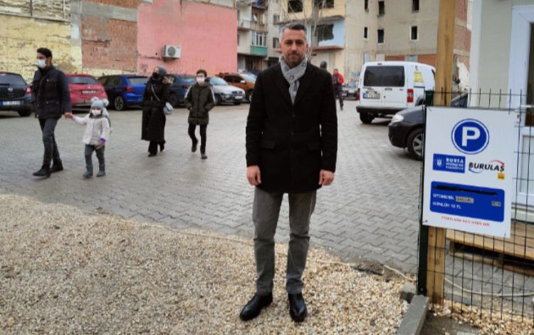 Bursa Gemlik’te Burbak’a ‘otopark’ isyanı: “Bir koyundan iki post çıkmaz” Bursa Gemlik’te Burbak’a ‘otopark’ isyanı: “Bir koyundan iki post çıkmaz”