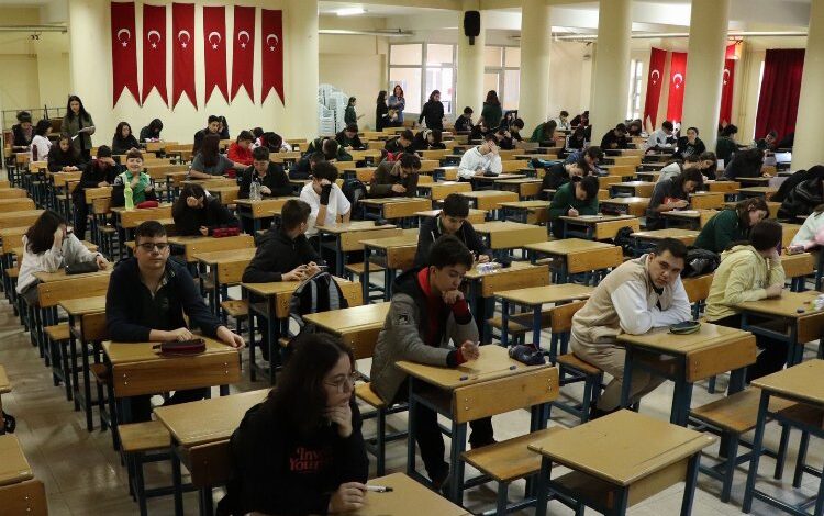 Düzce Belediyesi’nden öğrencilere tam destek Düzce Belediyesi’nden öğrencilere tam destek