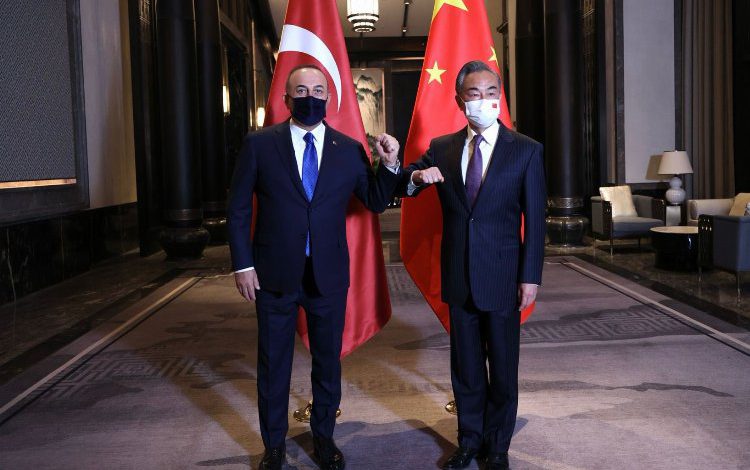 Bakan Çavuşoğlu, Çinli mevkidaşı ile görüştü