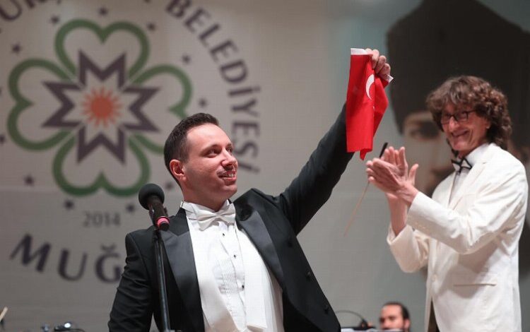 Cumhuriyet bilimle taçlanmalı