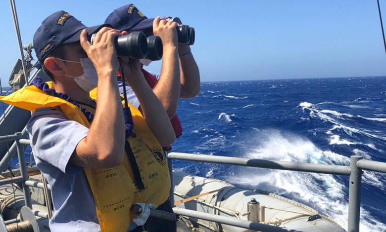 Batan göçmen teknesinde 8 kişi kayıp!