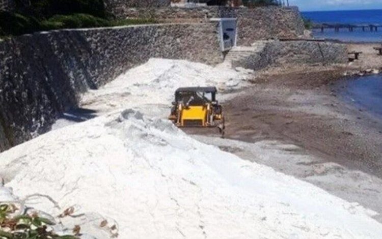 Bodrum Zabıtası’ndan beyaz kum dökümüne müdahale
