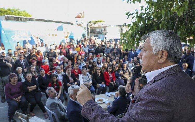Başkan Karalar muhtarlarla buluştu Başkan Karalar muhtarlarla buluştu