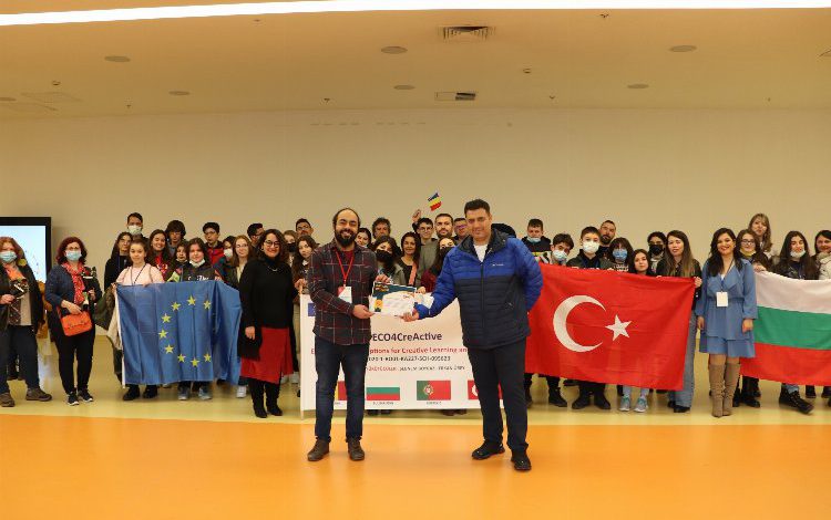ERASMUS öğrencilerinden Kayseri Bilim Merkezi’ne çıkarma ERASMUS öğrencilerinden Kayseri Bilim Merkezi’ne çıkarma