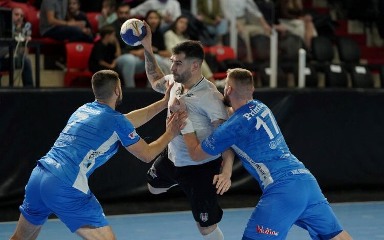 Beşiktaş Safi Çimento, son 16 tura yükseldi Beşiktaş Safi Çimento, son 16 tura yükseldi