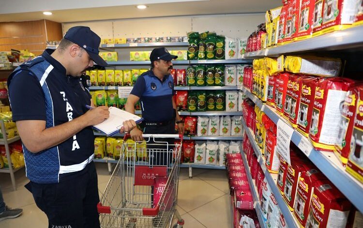 Kayseri Talas’ta marketlere denetim Kayseri Talas’ta marketlere denetim