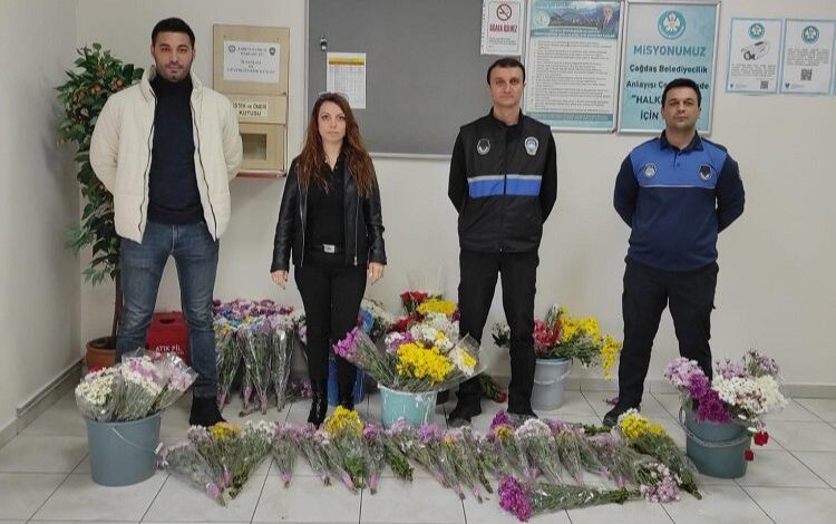 Manisa zabıtası fırsatçılara göz açtırmadı Manisa zabıtası fırsatçılara göz açtırmadı