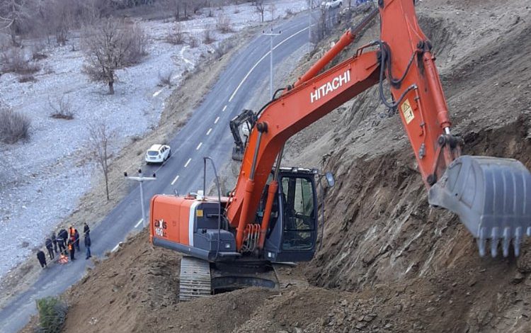 Niğde’de kapanan köy yolu açılıyor Niğde’de kapanan köy yolu açılıyor