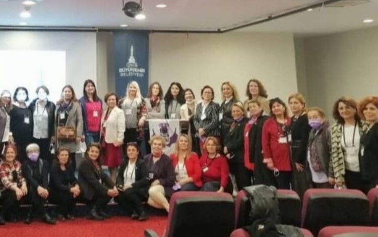 İzmir’de kadın muhtarlara kapasite geliştirme programı