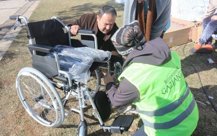 Gaziantep binlerce vatandaşa dokundu Gaziantep binlerce vatandaşa dokundu