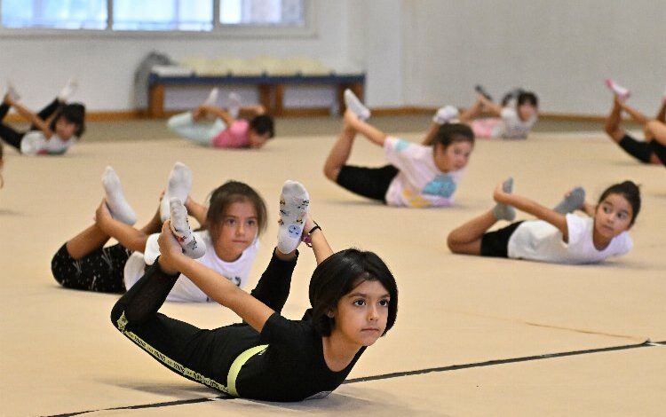 Muratpaşalı çocuklar sporla mutlu Muratpaşalı çocuklar sporla mutlu