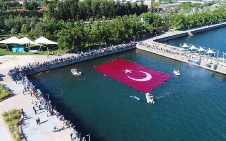 Kocaeli’de 100 dalgıç su altında bayrak açacak