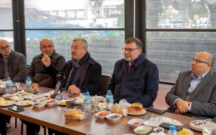 MÜSİAD: “İzmir’de ‘Gıda Çarşısı’ taşınmalı” MÜSİAD: “İzmir’de ‘Gıda Çarşısı’ taşınmalı”