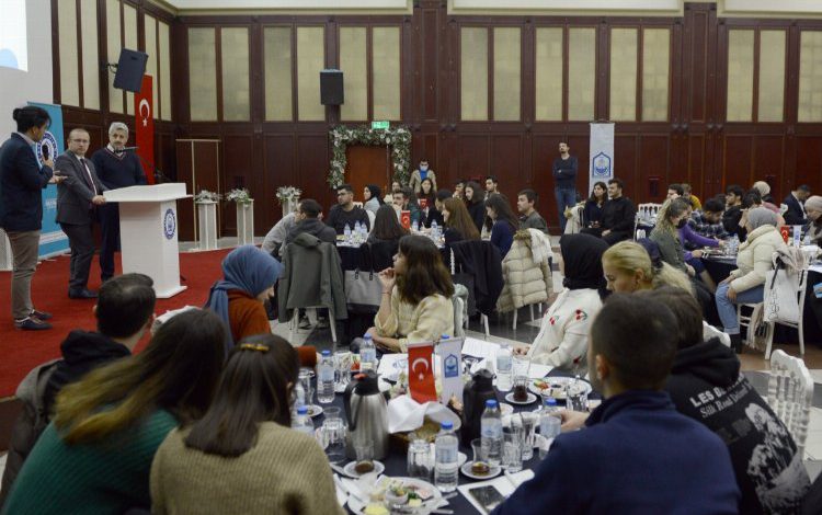 Bursa Yıldırım’da genç fikirlerle buluşuldu Bursa Yıldırım’da genç fikirlerle buluşuldu