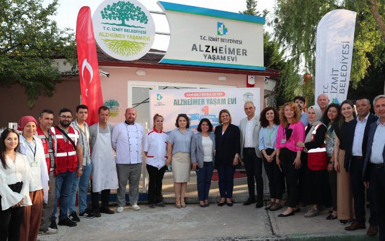 Kocaeli İzmit’te Alzheimer Yaşam Evi hizmette ilk yılını doldurdu
