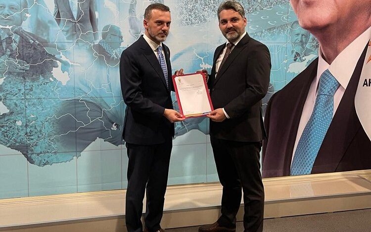 AK Parti Kayseri’de nöbet değişimi AK Parti Kayseri’de nöbet değişimi