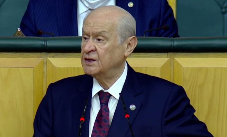 Bahçeli: “FETÖ elebaşısı da kafasına çuval geçirip Türkiye’ye getirilmeli” Bahçeli: “FETÖ elebaşısı da kafasına çuval geçirip Türkiye’ye getirilmeli”