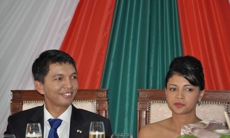 Devlet başkanına suikast girişimi Devlet başkanına suikast girişimi