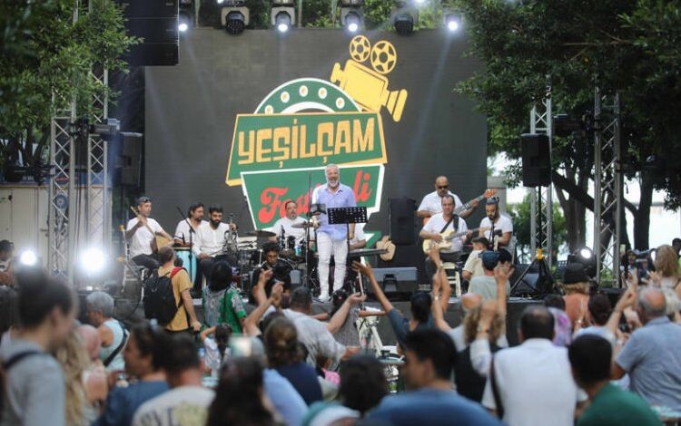 Yeşilçam Festivali’nde nostalji dolu anlar yaşandı Yeşilçam Festivali’nde nostalji dolu anlar yaşandı