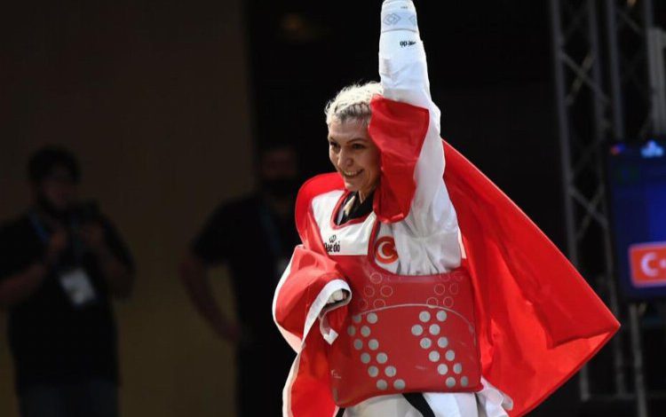 Para Taekwondo’da bir altın madalya daha… Dünya şampiyonuyuz Para Taekwondo’da bir altın madalya daha… Dünya şampiyonuyuz