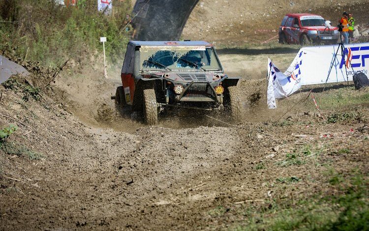 Sakarya’da tozu dumana katıyorlar Sakarya’da tozu dumana katıyorlar