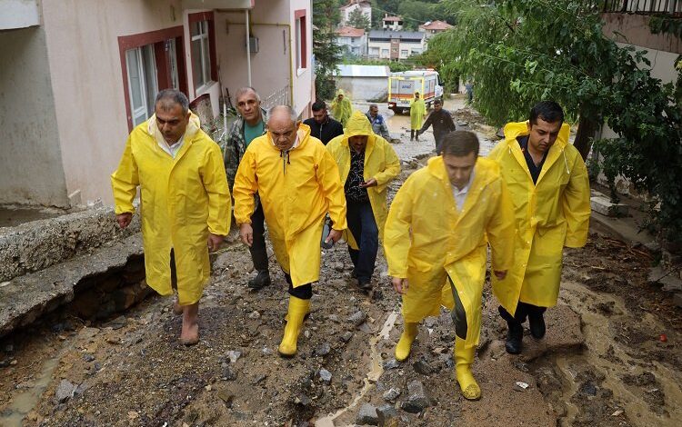 Kayseri Yahyalı’da sel yaraları sarılıyor