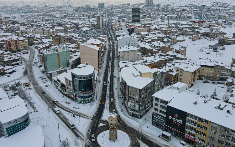 Nevşehir’de kar kalındığı 44 cm’ye yükseldi Nevşehir’de kar kalındığı 44 cm’ye yükseldi
