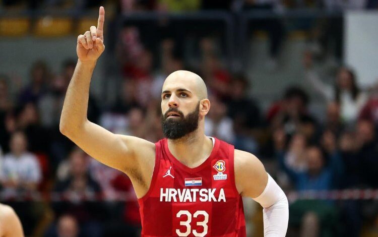 Hırvat oyuncu Zeljko Sakic TOFAŞ’ta Hırvat oyuncu Zeljko Sakic TOFAŞ’ta