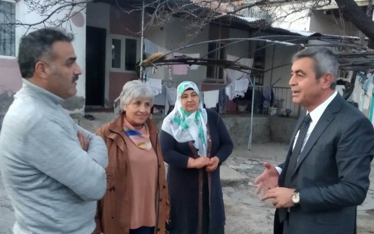 İYİ Partili Yücel: ” İnsanlar yarın sabah ne yiyeceğini düşünüyor” İYİ Partili Yücel: ” İnsanlar yarın sabah ne yiyeceğini düşünüyor”